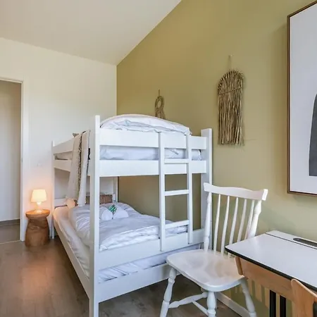 Luminous Near The Marina With Parking - 3br Daire