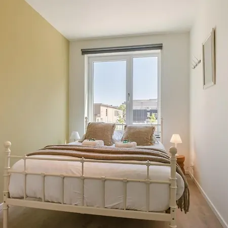 Luminous Near The Marina With Parking - 3br Daire *