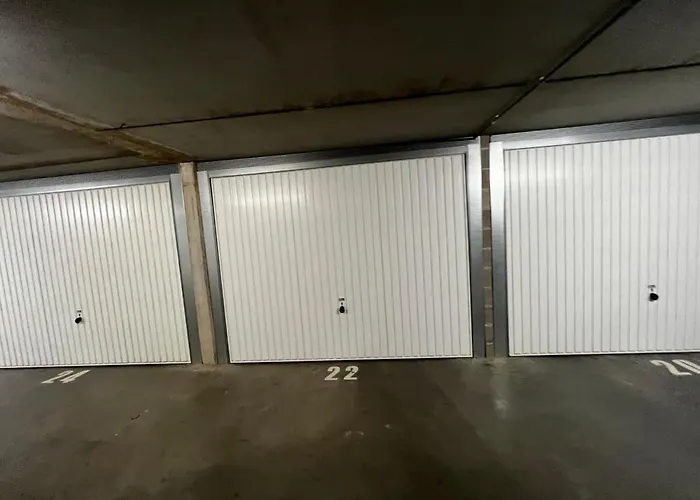 Appartement Luminous Near The Marina With Parking - 3br Oostende