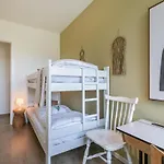 Luminous Near The Marina With Parking - 3br Apartment