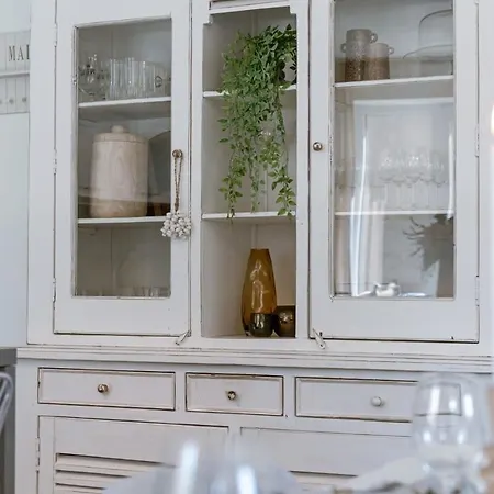 Huswell - A Luminous Near The Marina Apartament *